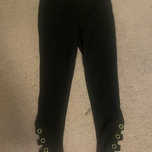 Fashion nova black leggings with gold